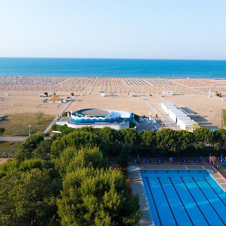 Hotel Principe Bibione Bagian luar foto