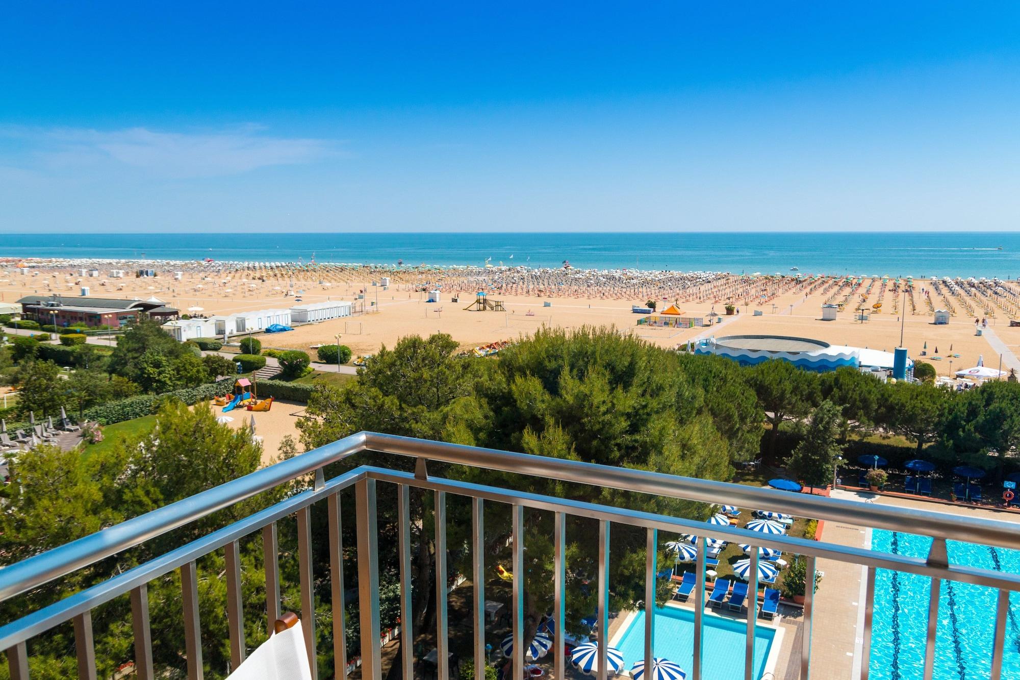 Hotel Principe Bibione Bagian luar foto