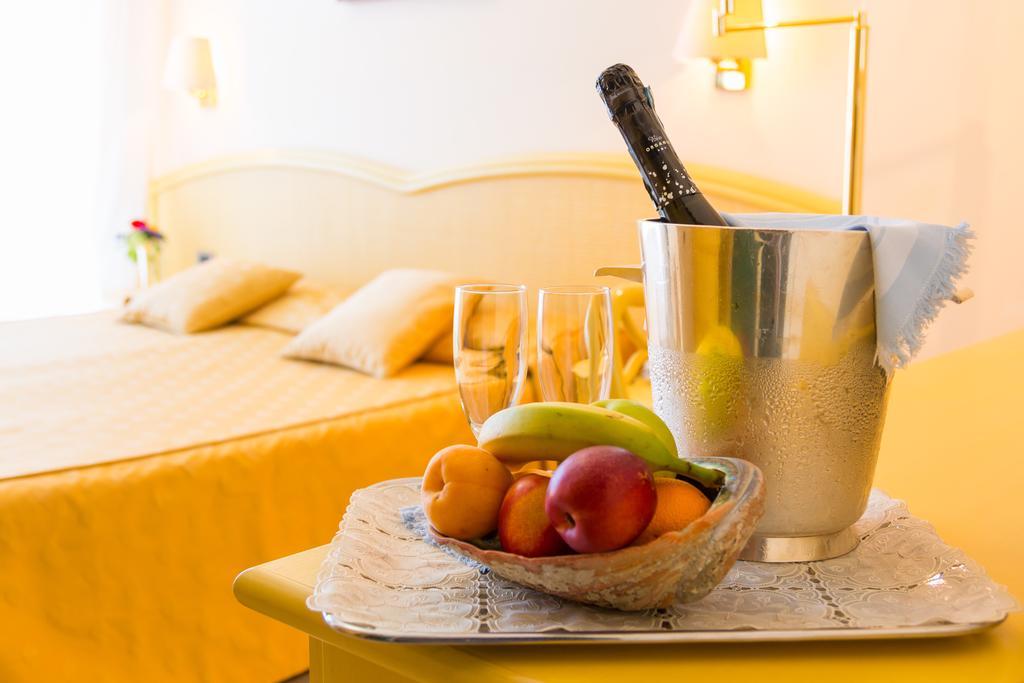 Hotel Principe Bibione Bagian luar foto