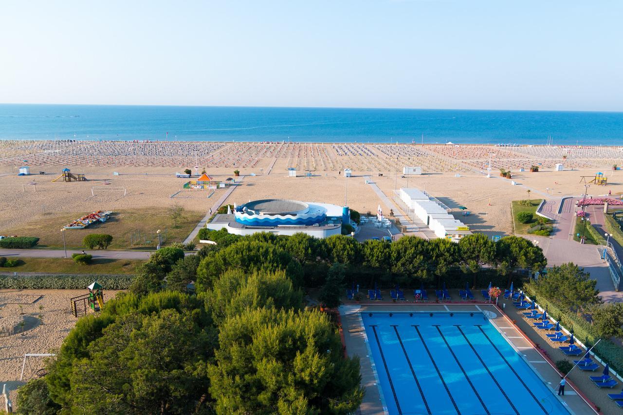 Hotel Principe Bibione Bagian luar foto