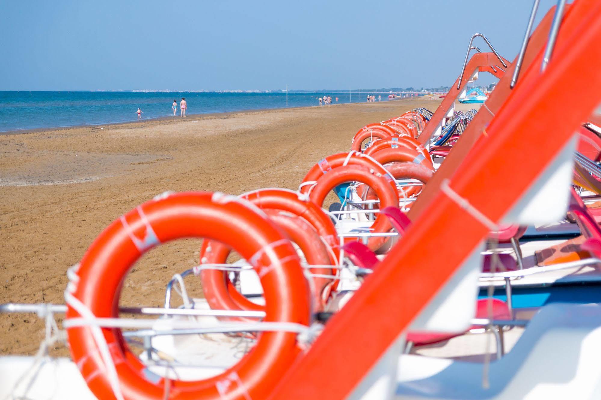 Hotel Principe Bibione Bagian luar foto